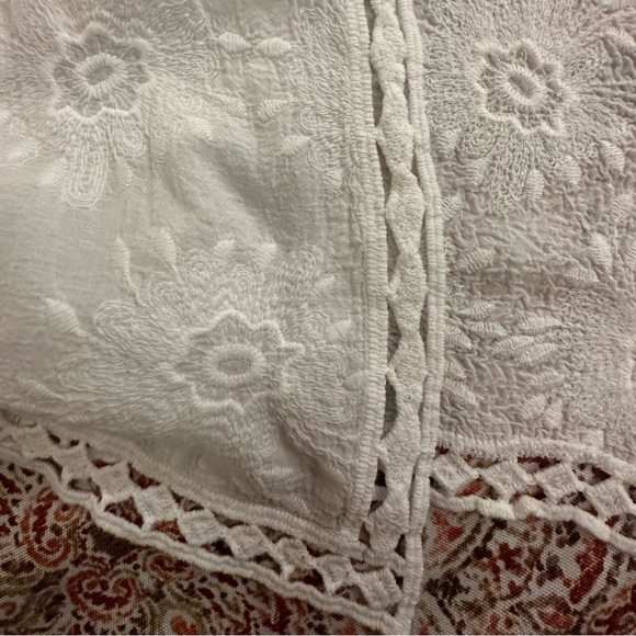 Soft Surroundings | NWT Jasmin Lace Wrap Embroidered Top - Size L/XL - Picture 5 of 12